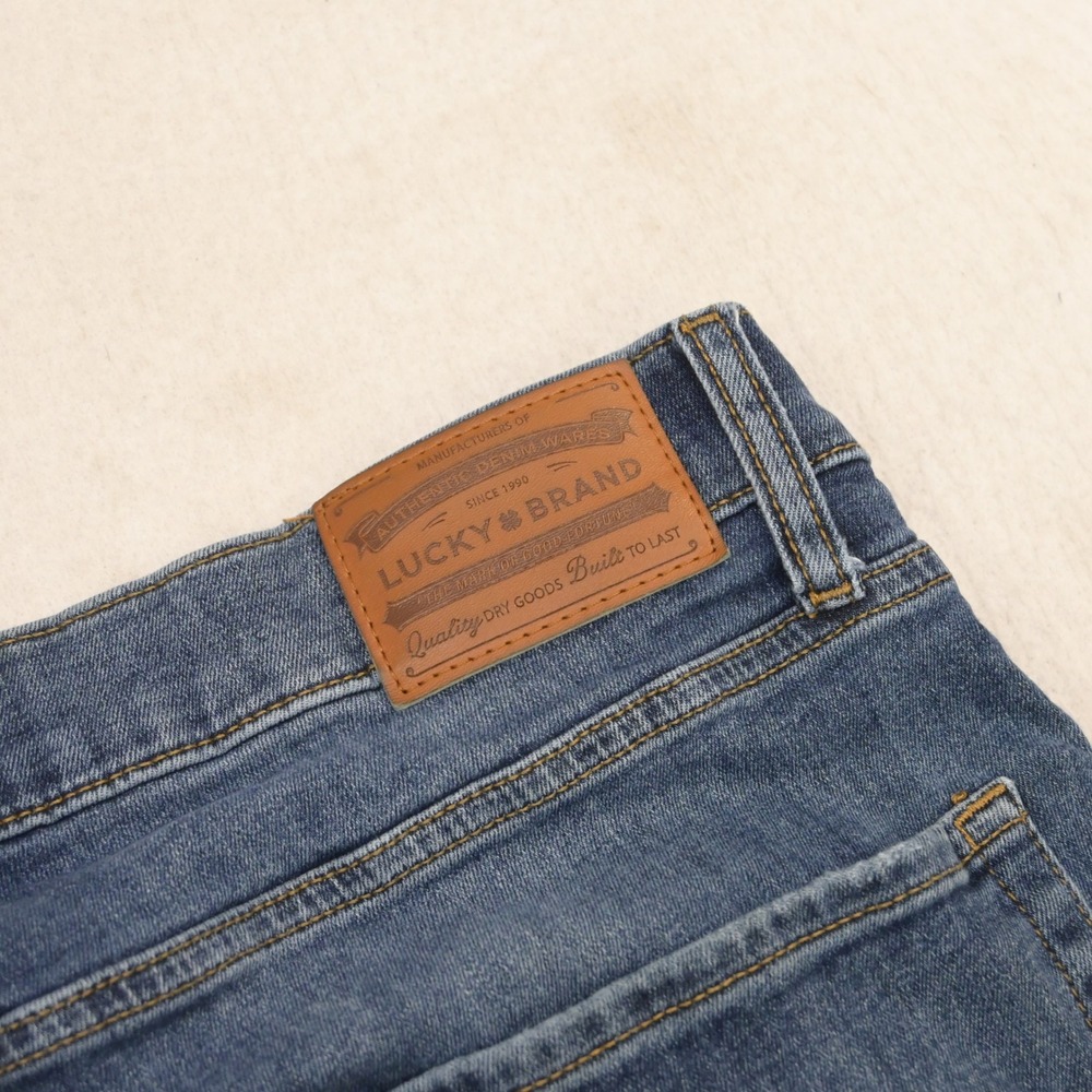 Lucky Brand 223 Straight Leg Jeans Mens 36x32 Blue Denim Stretch
